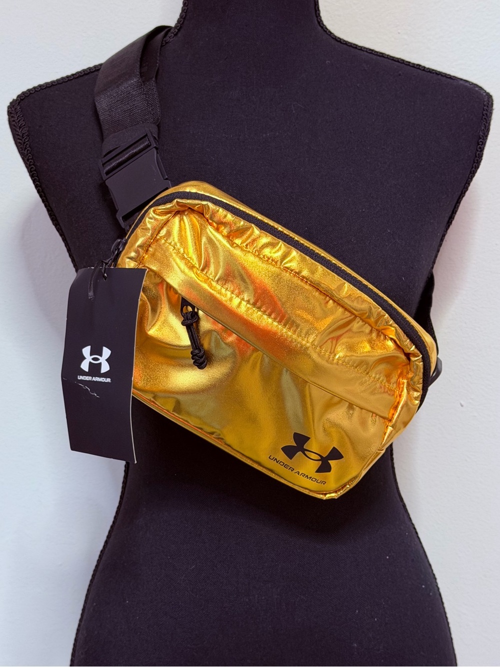 Under Armour Metallic Gold Loudon Waist Bag Crossbody new with tags!